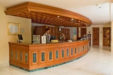 Complejo La Barrosa Hotel 4*